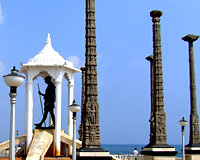 Mahatma Gandhi Statue, Pondicherry